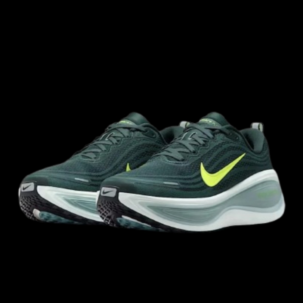 Nike Air Zoom Vomero Plus Womens Size 8/Mens 6.5 Seaweed Green Volt Canon Green